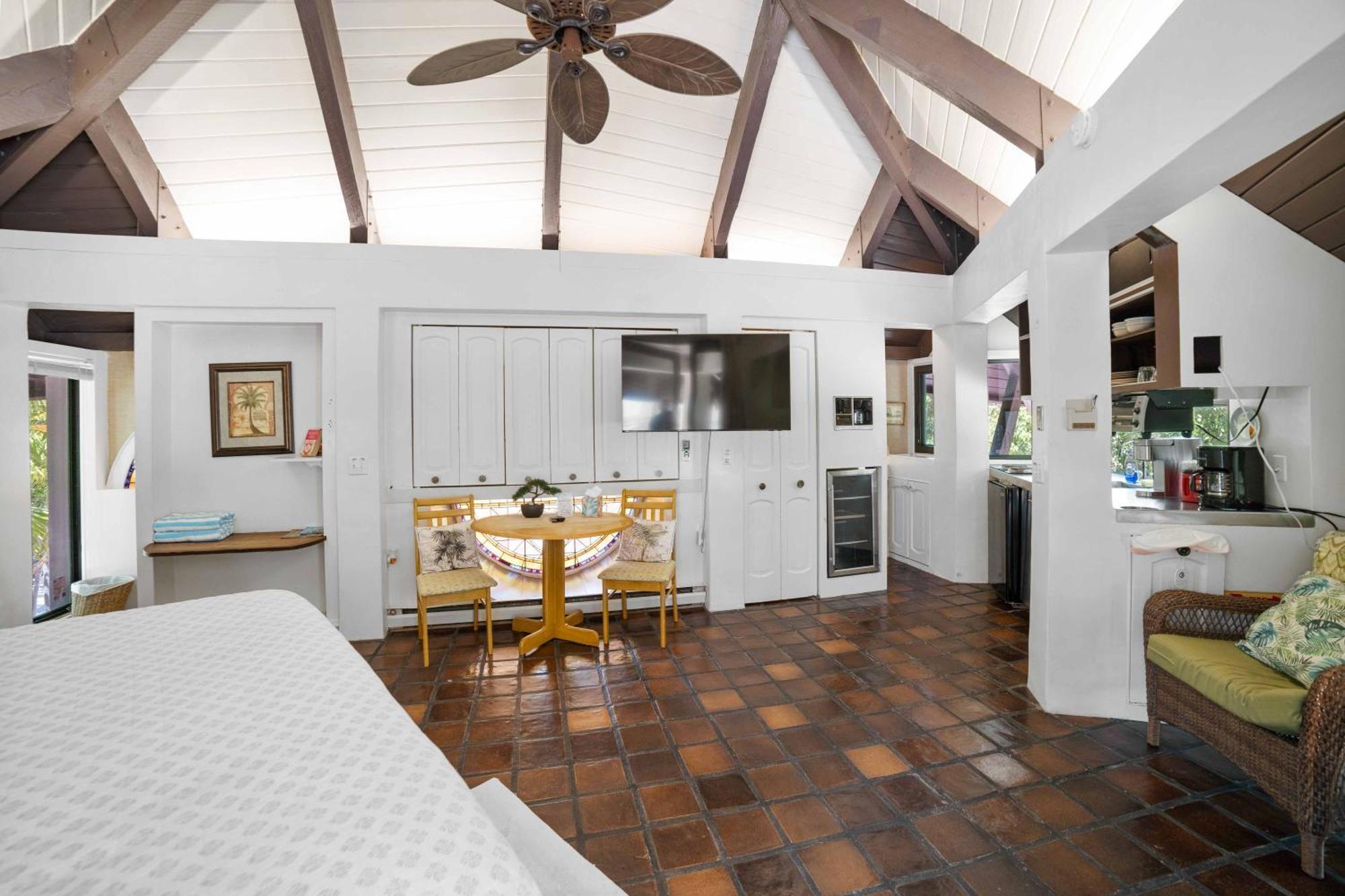 Barnacle Bed & Breakfast Big Pine Key